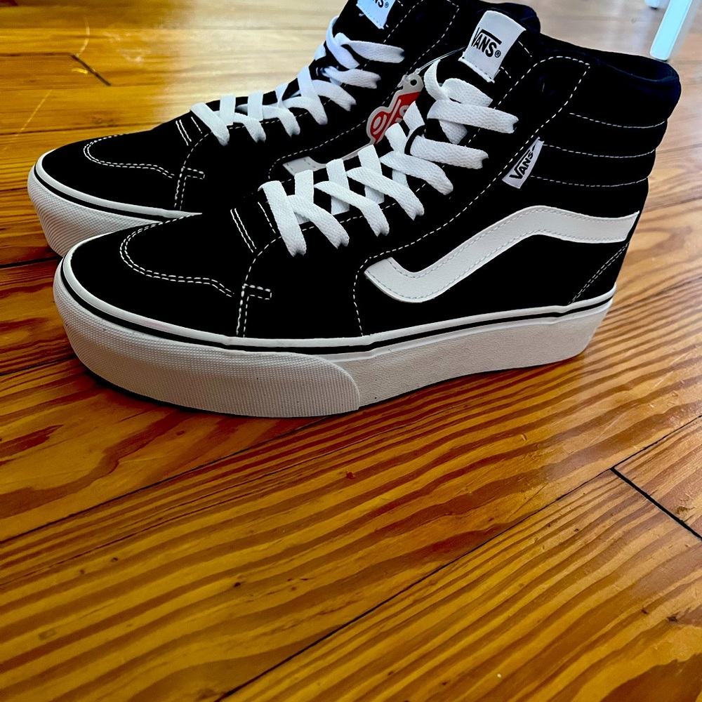 Vans Platform Filmore High-Top Women’s Sneaker Size 9